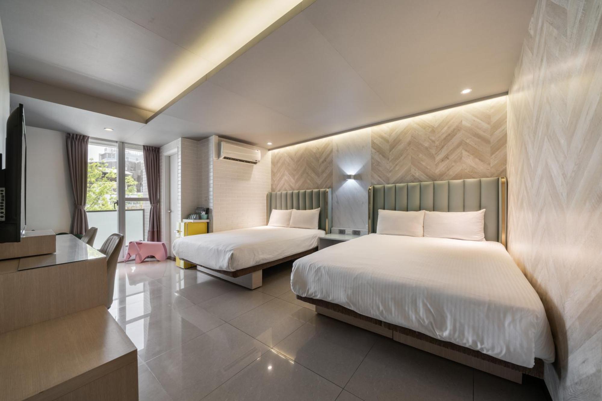 S&E Hotel Tainan Exterior foto